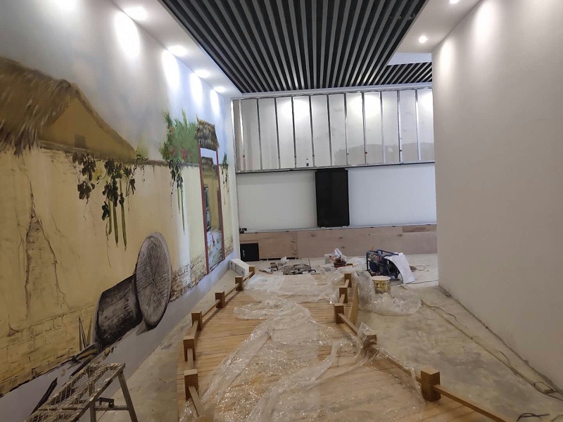 中億?；?dòng)滑軌屏助力山東菏澤黨建館打造智能滑軌系統(tǒng)